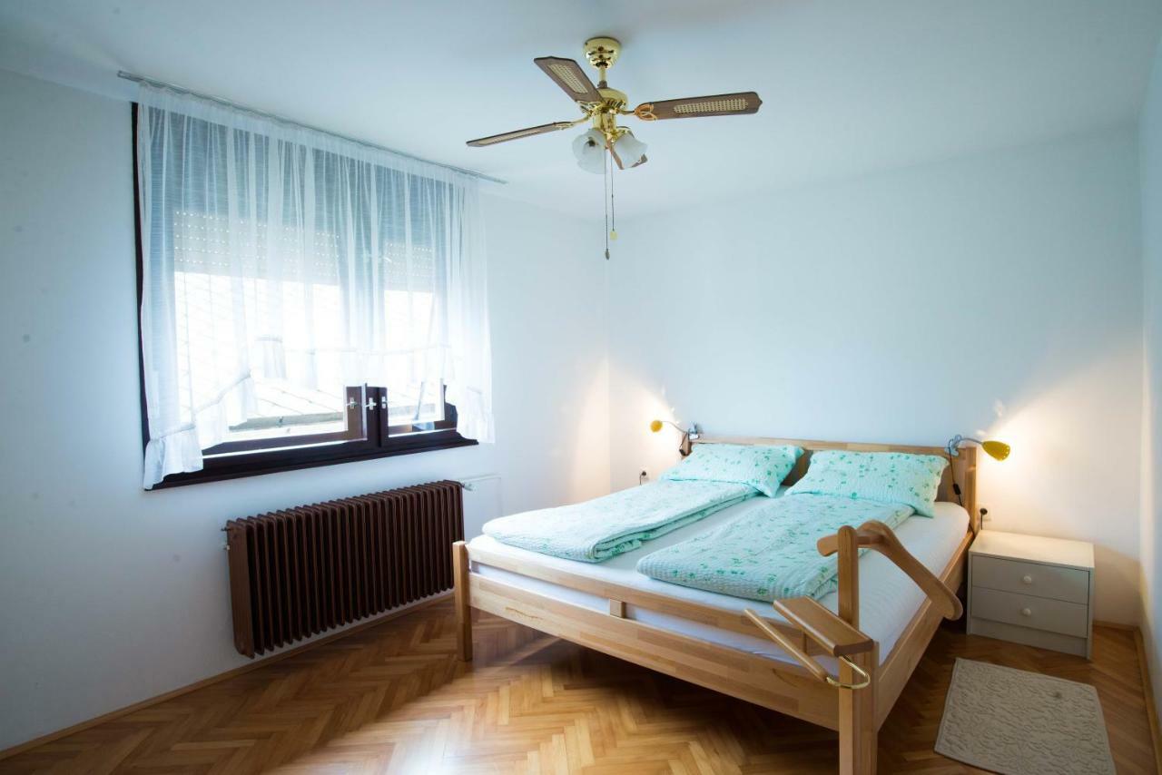 Apartma Ela Bled Bagian luar foto